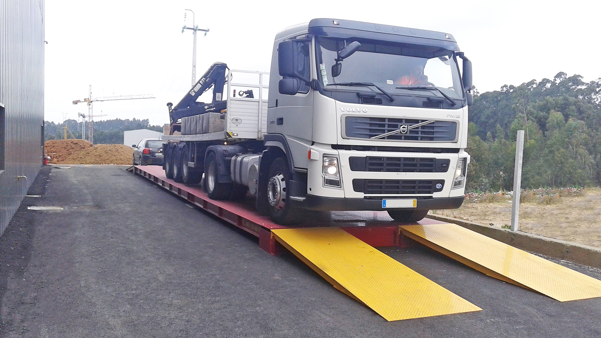 Barcelbal instala Báscula Ponte Pesa Camiões na Resiway ENC